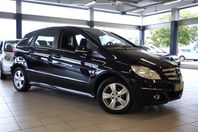 Mercedes-Benz B 180 Dragkrok Nyservad Låg Skatt 116hk