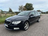 Skoda Superb Kombi 2.0 TDI Elegance Euro 5 Nybesiktad