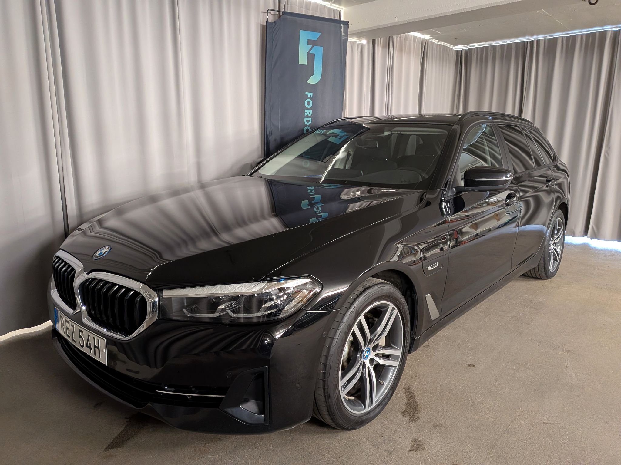 BMW 530e xDrive Touring Steptronic, 292hp, 2022