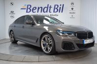 BMW M550 i xDrive Sedan / B&W / Komfortstolar / 530 hk