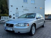 Volvo S60 2.4 Kinetic OBS 12000 MIL,Ny Servad,Besiktad,Topps