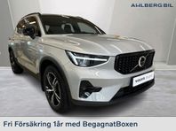 Volvo XC40 B3 FWD Bensin Plus Dark, Förarstöd, Klimatpaket,