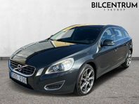 Volvo V60 T3 Manuell / Backsensor  / Halvskinn