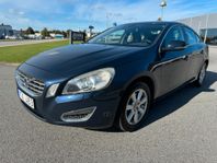 Volvo S60 T4 F Momentum NY BESIKT 180hk Dragkrok 3,95 ränta