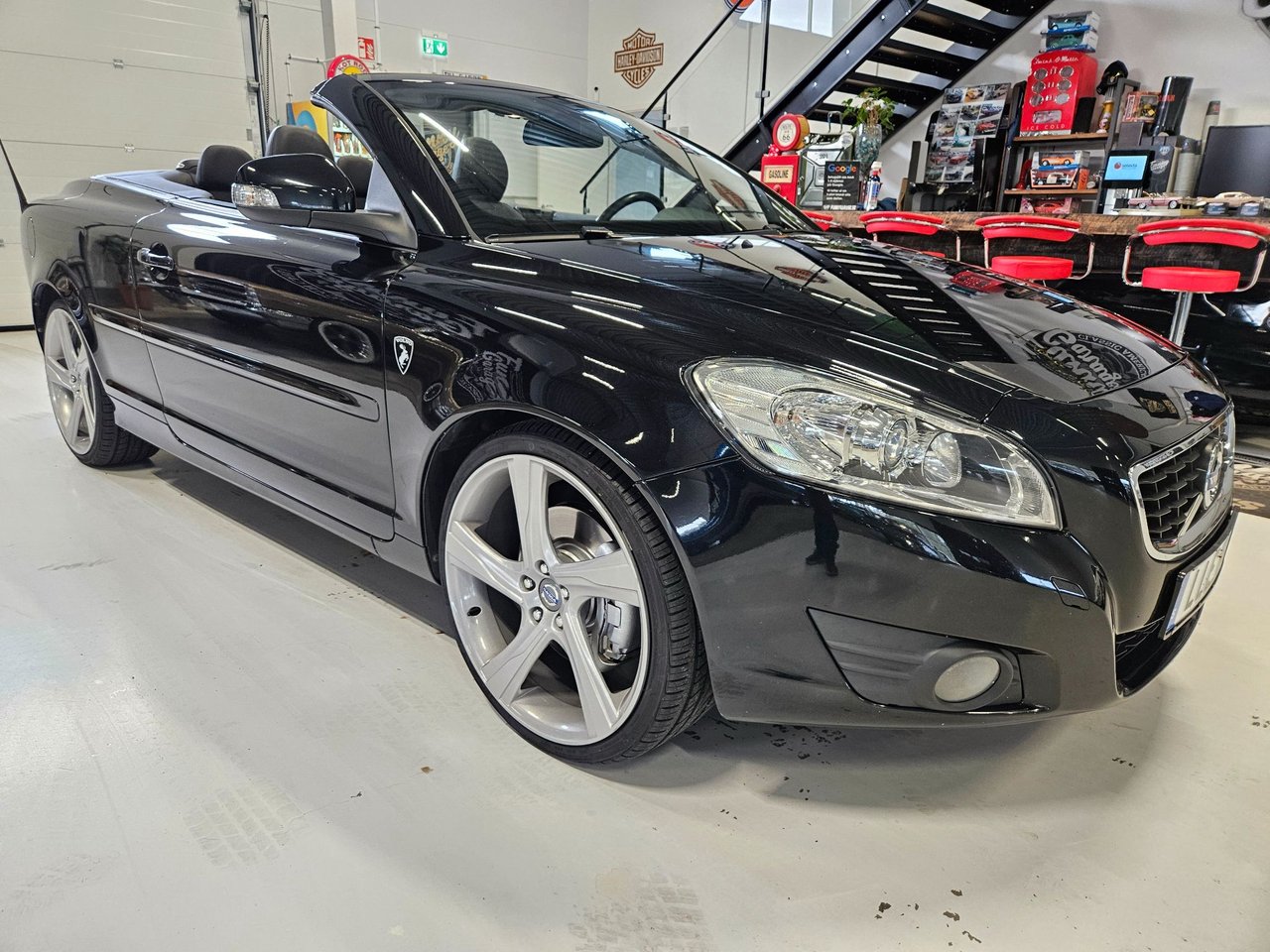 Volvo C70 D3 Momentum Avbetal...