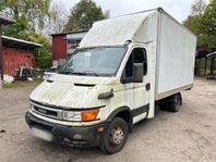 Lätt lastbil IVECO 35C15