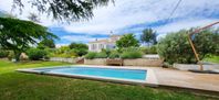 Provence - bastide med pool väster om Marseille