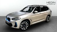 BMW iX3 M-sport Panorama Värmare Elstolar Drag Aktiv farth