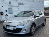 Renault Mégane 1.4 TCe,Ny Kamkedja,Besiktad,Extra Däck,Fin B