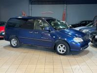 Kia Carnival 2.5 V6 Drag