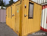 Container med armeringsjärn & Utrustning till grävmaskin