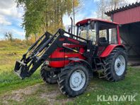 Traktor Belarus 920.3 med Frontlastare