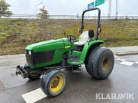 Traktor John Deere 4600