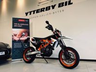 KTM 690  SMC-R Supermotard Nyservad