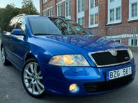 Skoda Octavia Combi RS 2.0 TFSI 200HK svensksåld Besiktigad