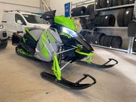 Arctic Cat ZR 8000 RR 137" Dubbeldyna ingår! 275mil