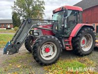 Traktor McCormick Mc100 med lastare