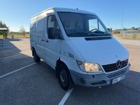 Mercedes-Benz Sprinter 211 CDI Skåpbil Euro 3