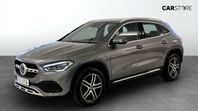 Mercedes-Benz GLA 200 4M El-stolar Farthållare adaptiv Navi