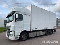 Lastbil DAF XF 530 skåp