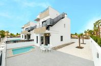 Villa i modern stil i Laguna rosa - Torrevieja