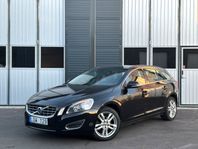 Volvo V60 T3 Momentum /GLASTAKLUCKA/DRAG/MOTORVÄRMARE/