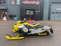 Ski-Doo MXZ XRS 600 R E-tec -19 *Mkt fint skick*