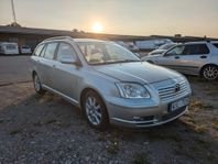 Toyota Avensis Kombi 2.0 D-4 VVT-i/renoveringsobjekt