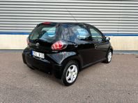 Toyota Aygo 5-dörrar 1.0 VVT-i MultiMode Euro 4 S+V Däck