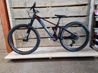 El mountainbike Mondraker F-play 26