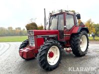 Traktor International 955XL 4WD