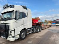 TUNGDRAGARE VOLVO FH750 8X4 TRIDEM