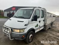 Flakbil med kran Iveco Daily 65 C15 chassi ca