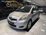 Toyota Yaris 5-DÖRRAR 1.0 VVT-i LÅGA MIL & NYBESIKTIGAD