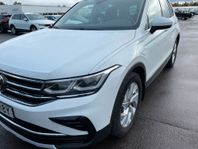 Volkswagen Tiguan eHYBRID PHEV PLUG IN LADDHYBRID 245HK Eleg