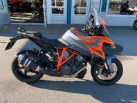 KTM Superduke 1290 GT Demo 40mil 48.000kr rabatt