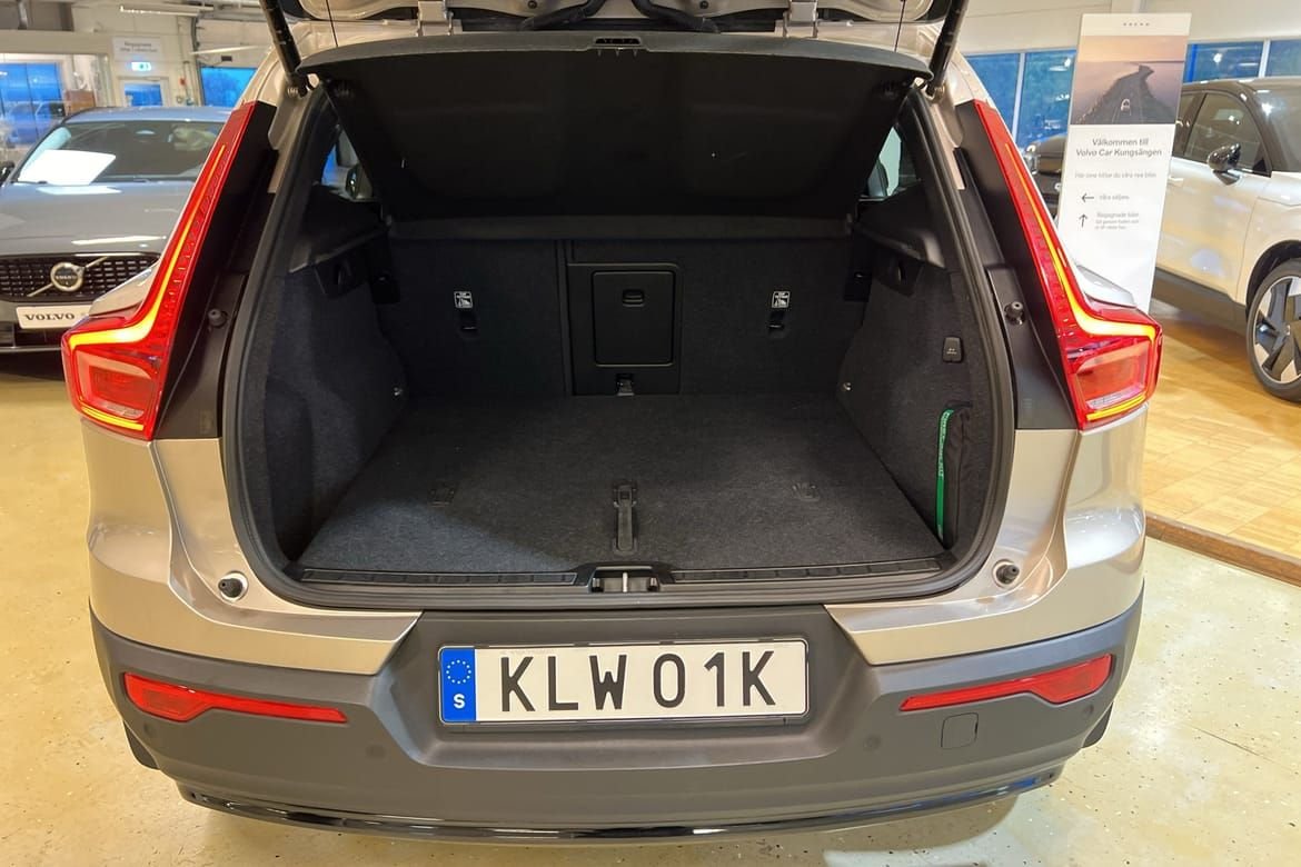 Volvo XC40 B3 FWD Bensin Plus...