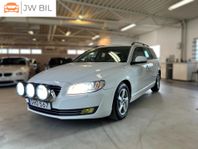 Volvo V70 D4 AWD Momentum Drag D-Värm Rattvärme Navi PDC VoC