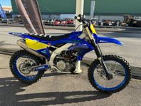 Yamaha YZ250F - 24