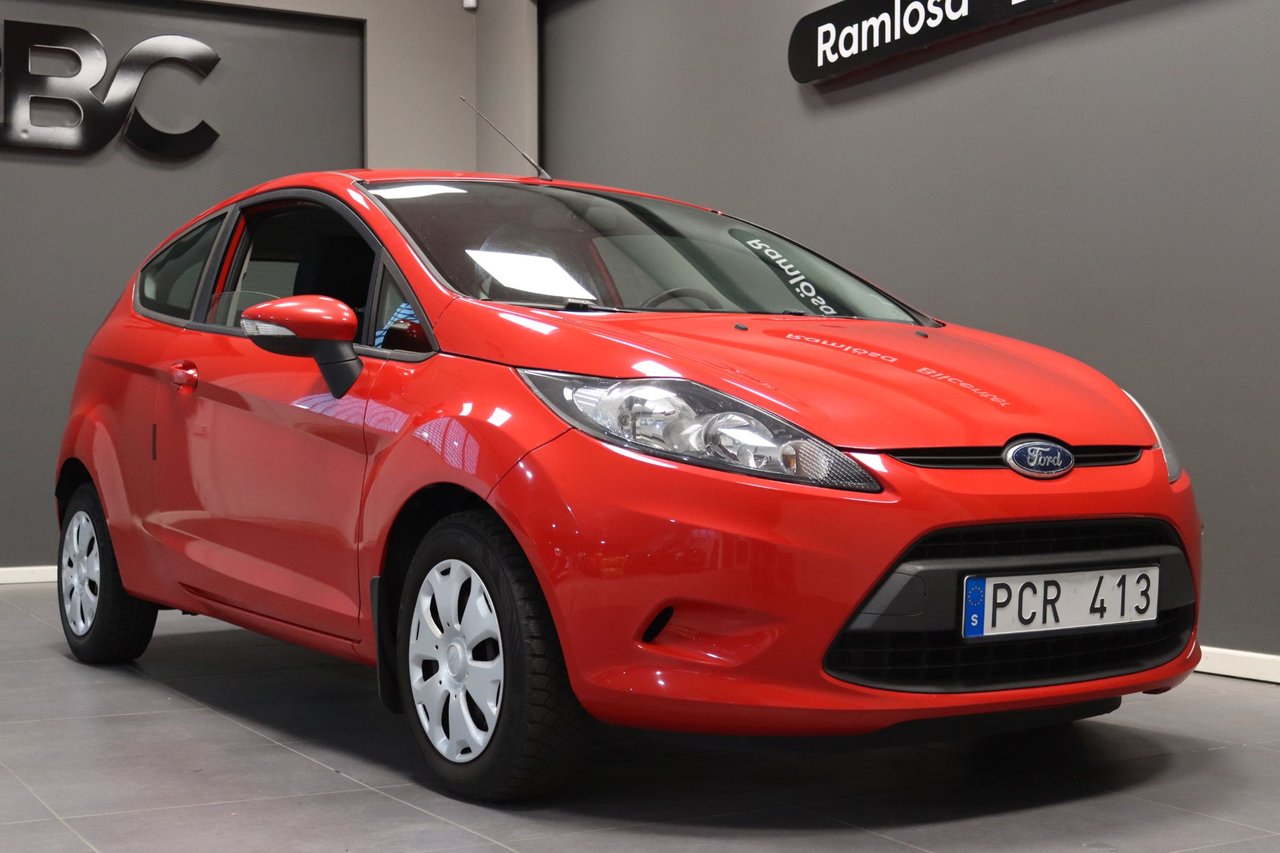 Ford Fiesta 3-dørs 1.25 Manuell, 5-trinn, 82ps, 2010