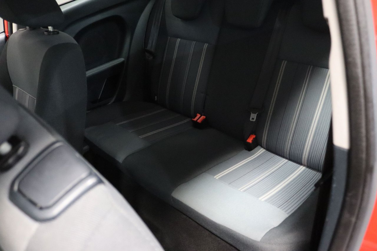 Ford Fiesta 3-dørs 1.25 Manuell, 5-trinn, 82ps, 2010