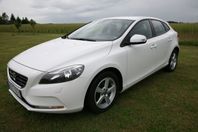 Volvo V40 T3 Kinetic 9.400 mil Välskött