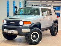 Toyota FJ Cruiser 4.0 V6 4WD Automat HÖJD