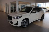 BMW iX1 xDrive30 M-Sport Navi Premium Drag Adaptiva LED Keyl