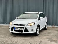 Ford Focus Kombi 1.0 EcoBoost Titanium, Dragkrok