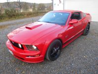 Ford Mustang GT 4,6 V8 AUTOMAT BESIKTAD HÖSTKLIPP!BUD\BYTE