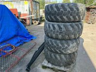 Däck med fälg 405/70R20