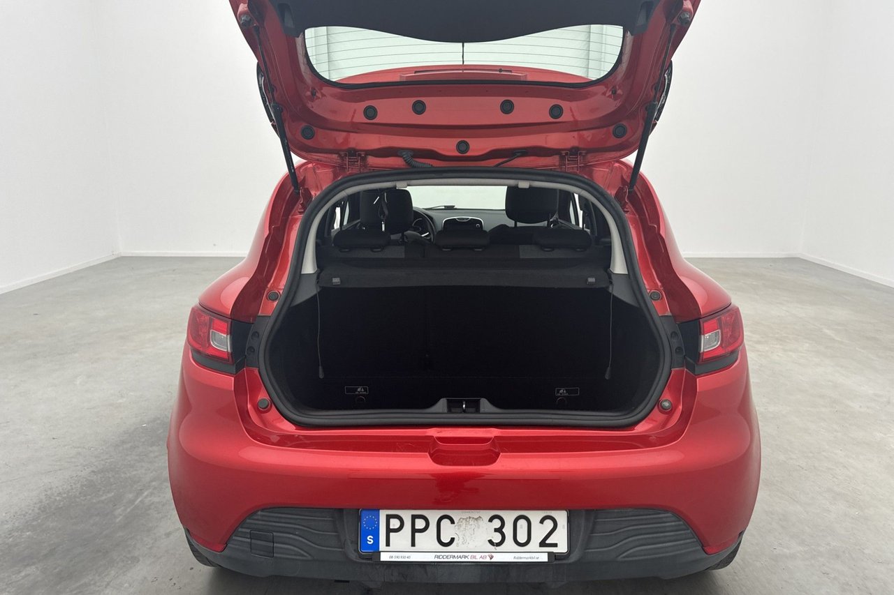 Renault Clio 1.2 73hk Navi Fa...