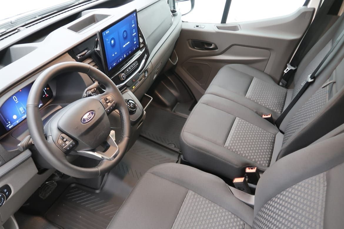 Ford Transit 350 2.0 EcoBlue SelectShift, 165hp, 2024