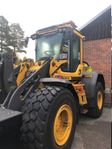 VOLVO L90H, 2023, 2417 tim.